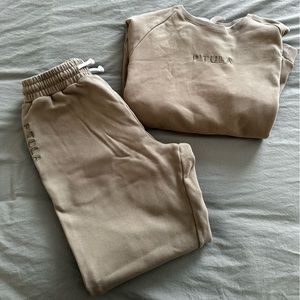 P’tula sweatsuit